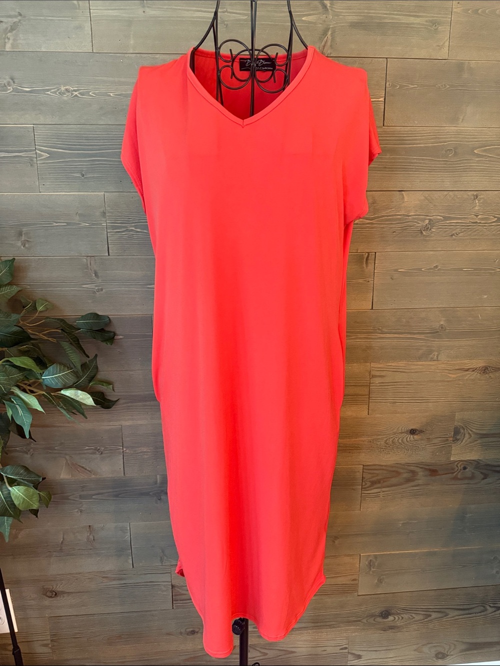 Day to Day Pocket Dress by sexy modest - Picture 2 of 4